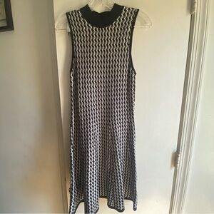 Candie's Black and White Zigzag Midi Dress